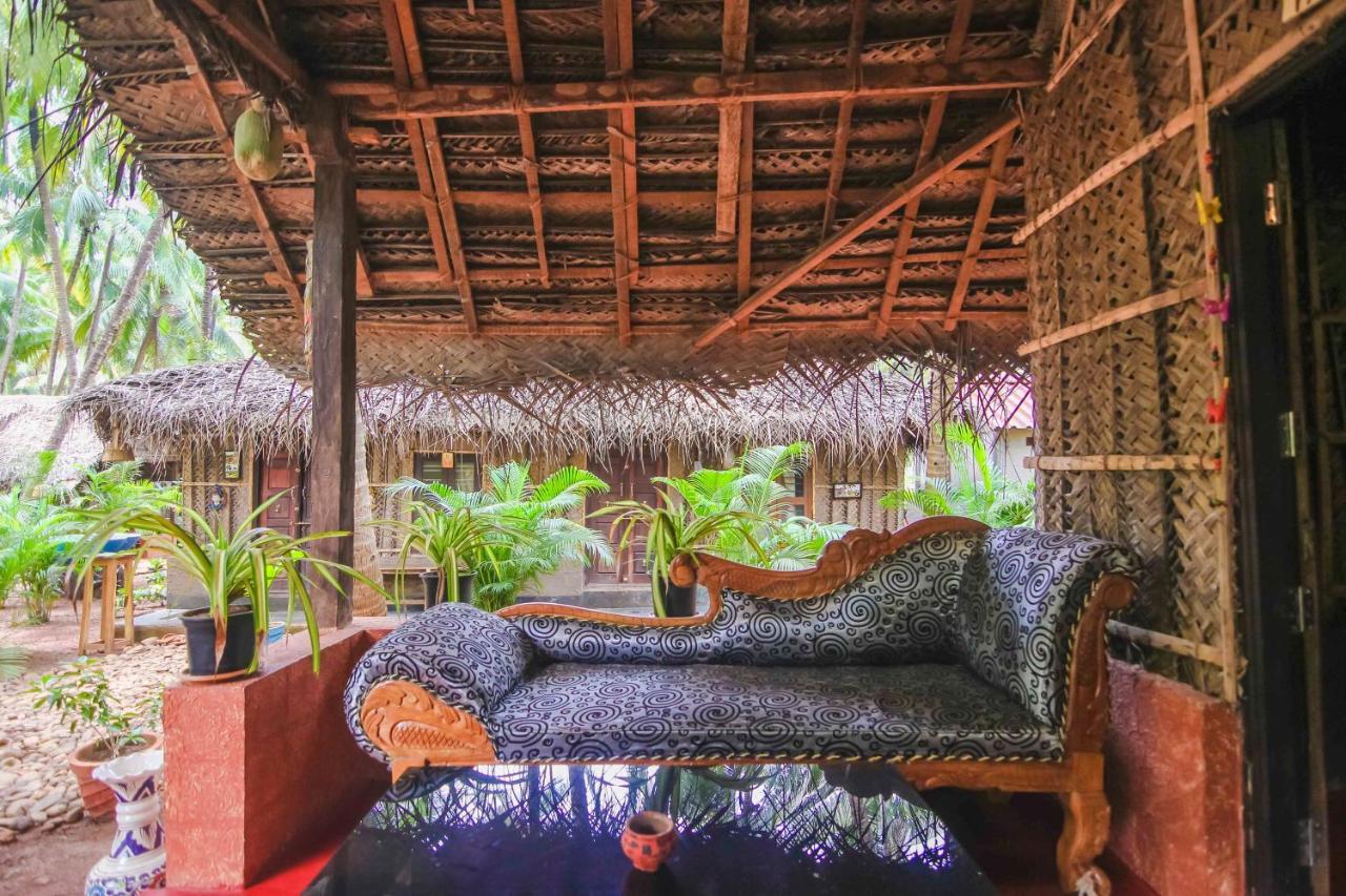 Palm Trees Ayurvedic Heritage Patnem Beach Exterior foto